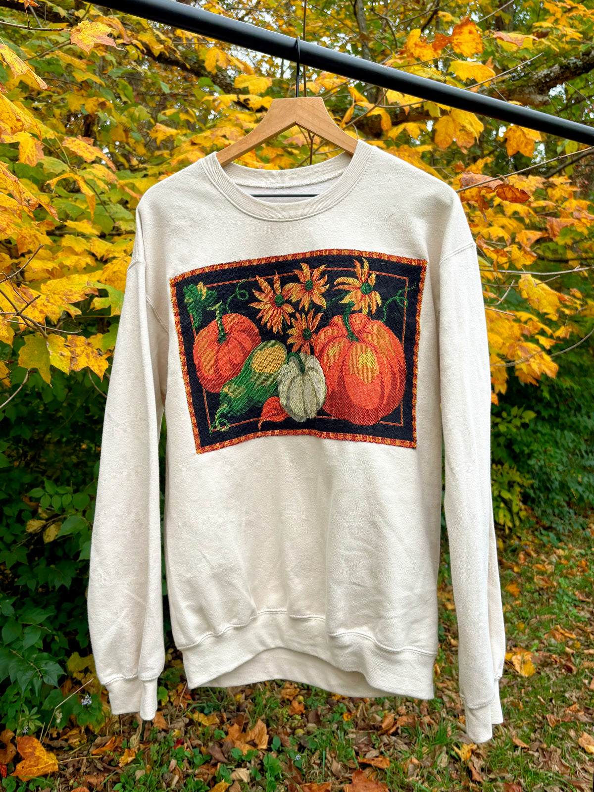 Upcycled Pumpkin Crewneck🧡