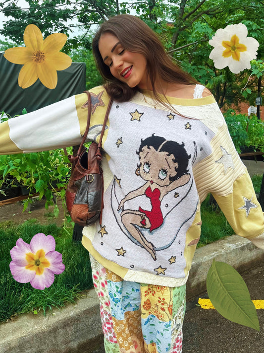 Upcycled Betty Boop on the Moon Crewneck💃🏻🌙