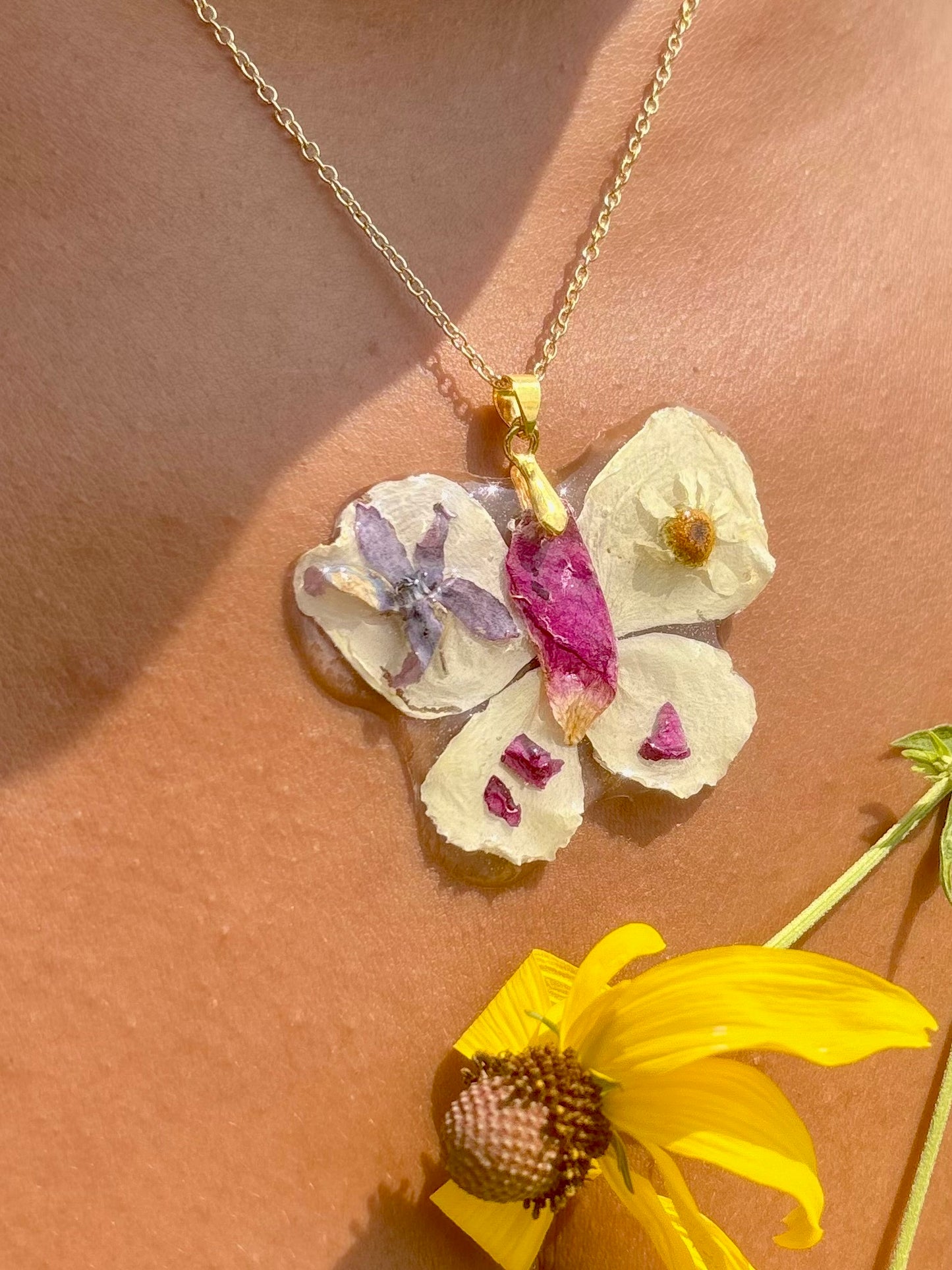 Preserved Flower Butterfly Necklace