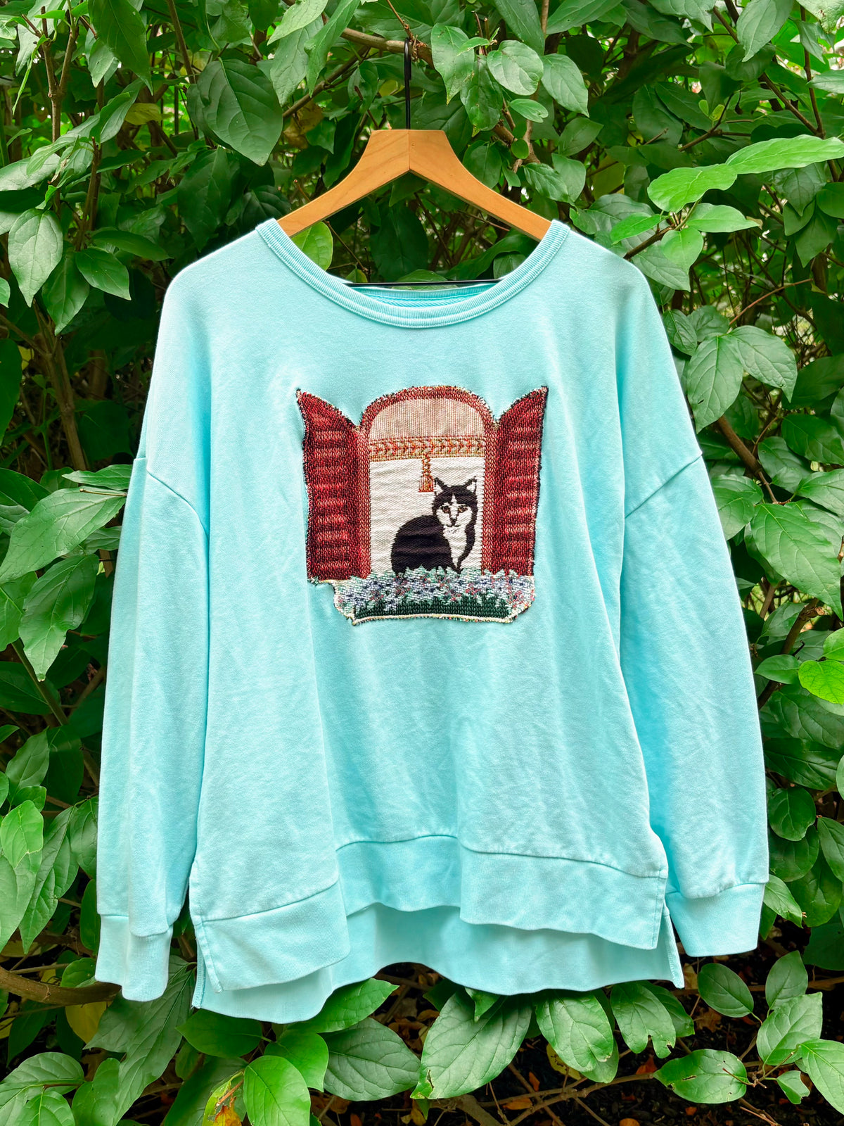Upcycled Cat Crewneck 🐈‍⬛