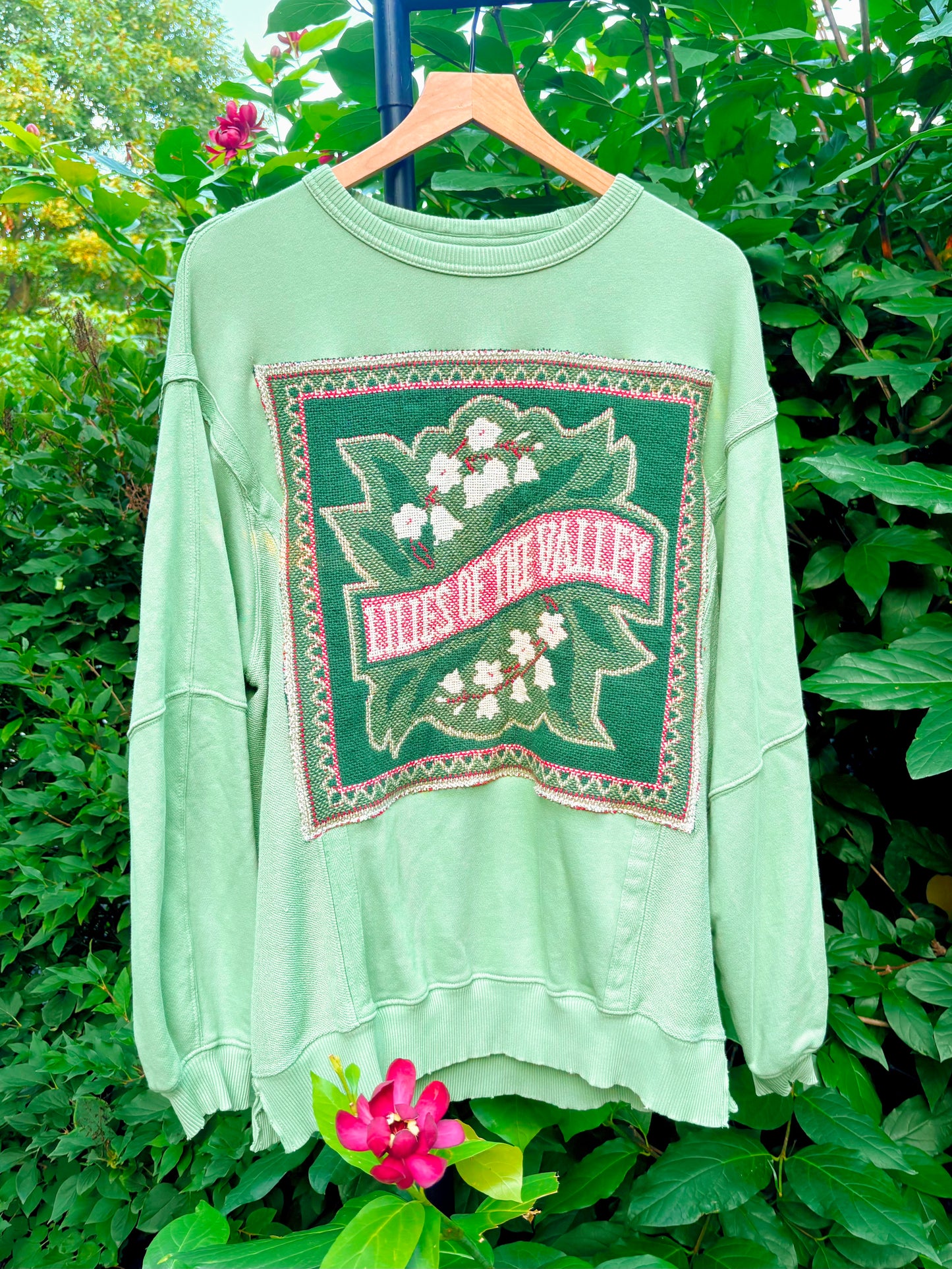 Upcycled Lilies of the Valley Crewneck🧚🏼