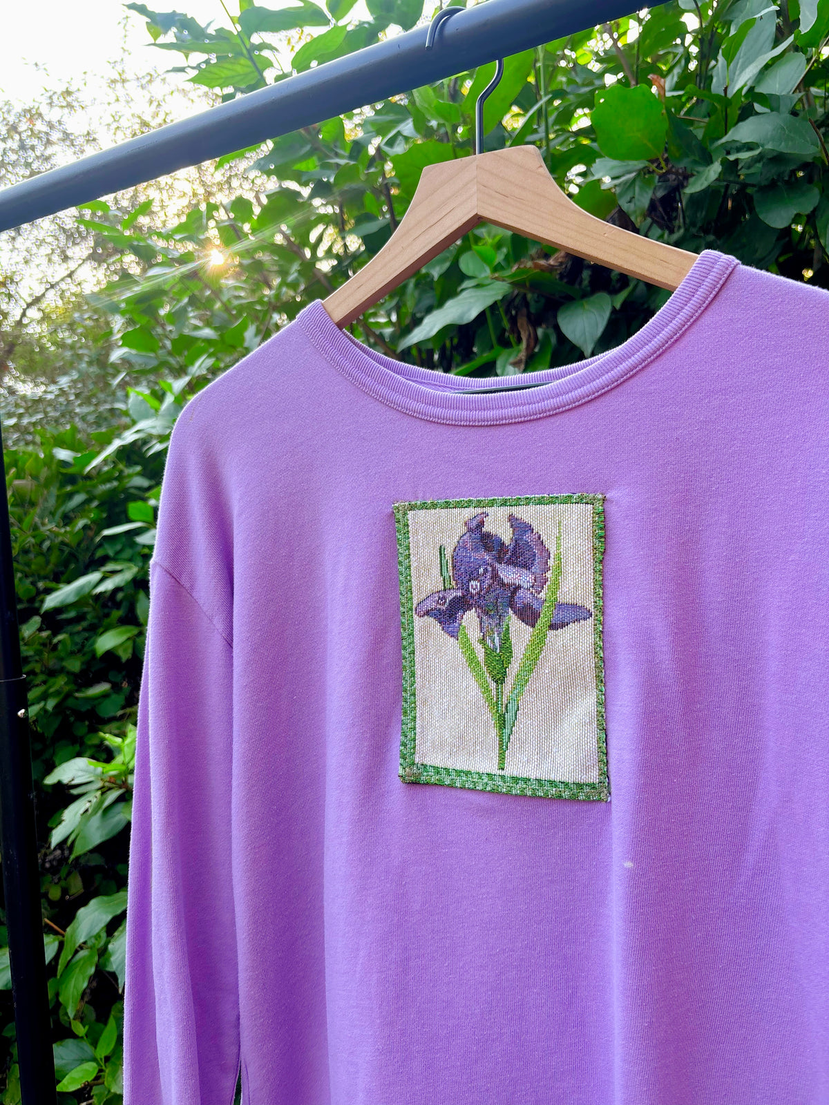 Upcycled Iris Sweatshirt 🪻