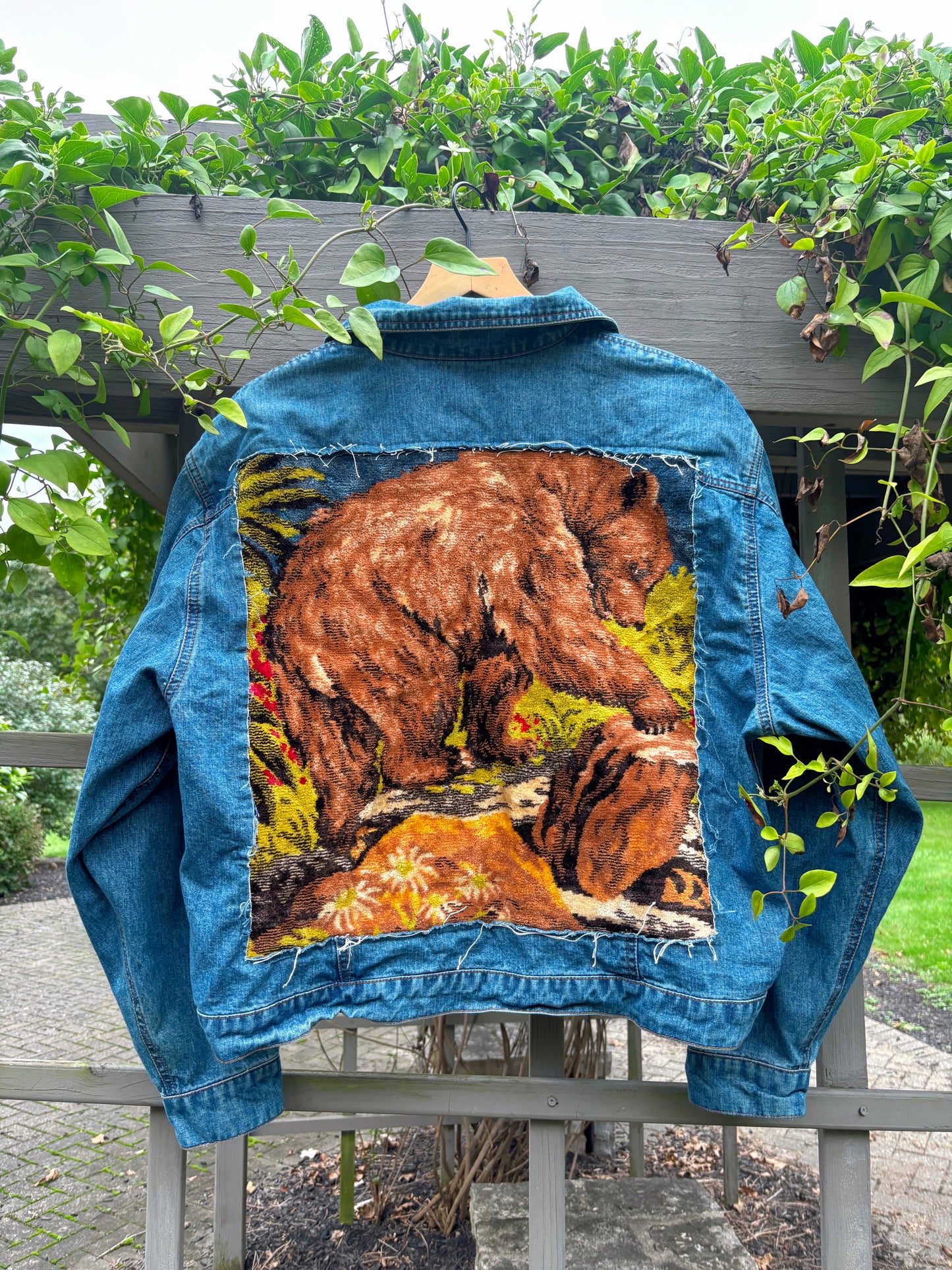 Upcycled Twin Bear Vintage Denim Jacket 🐻🩵