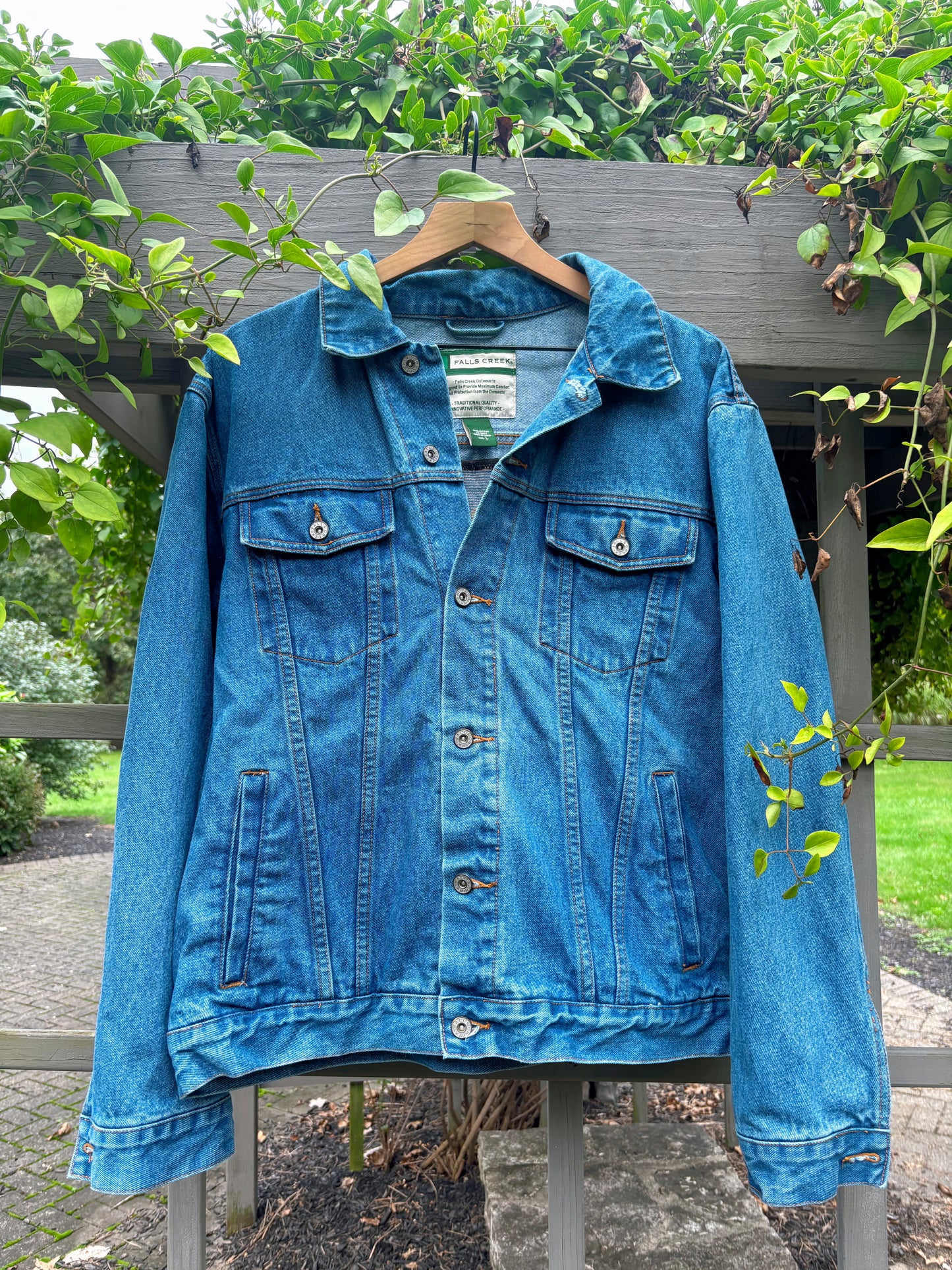 Upcycled Twin Bear Vintage Denim Jacket 🐻💙