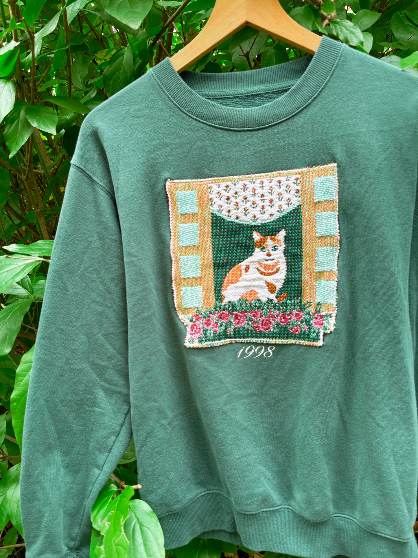 Upcycled Cat Crewneck 🐈